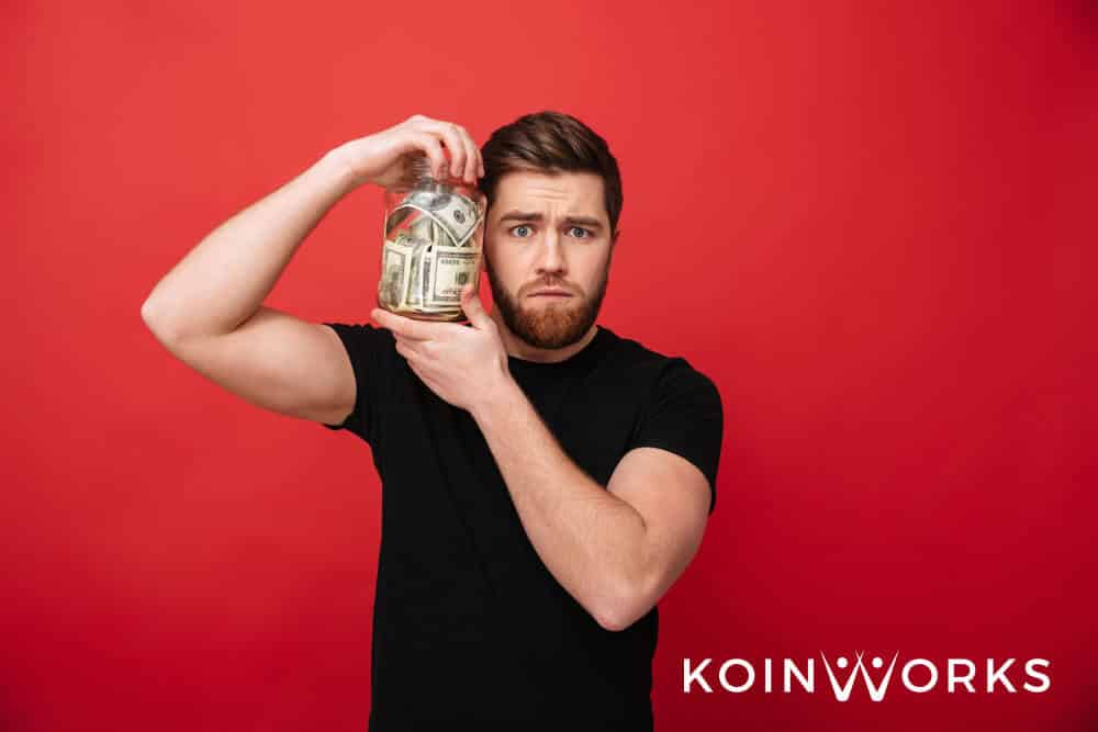 Kesalahan Anak Kos dalam Mengelola Keuangan - Cara Menjadi Orang Kaya Dengan Gaji Kecil - 5 Langkah Menghentikan Kebiasaan Buruk Hidup Dari Gaji ke Gaji - 5 Jenis Pengeluaran yang Menjadi Silent Killers Anggaran Keuangan Anda - Gaji Pas-Pasan Bukan Alasan untuk Skip Investasi, Ini 4 Investasi Terbaik!