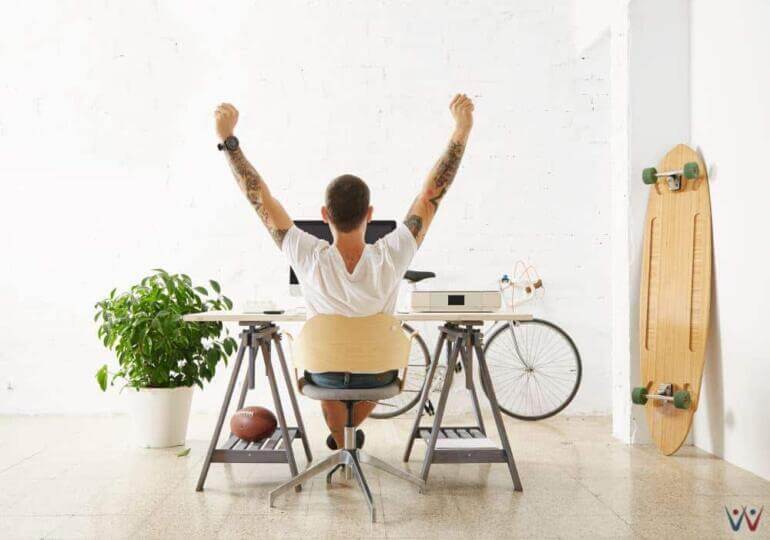 freelance - freelancer - kerja lepas - freelancing - bisnis tanpa karyawan - 5 Tips yang Perlu Diterapkan Agar Bekerja Remote dengan Efektif - 6 Tips Investasi untuk Freelancer - tren bisnis