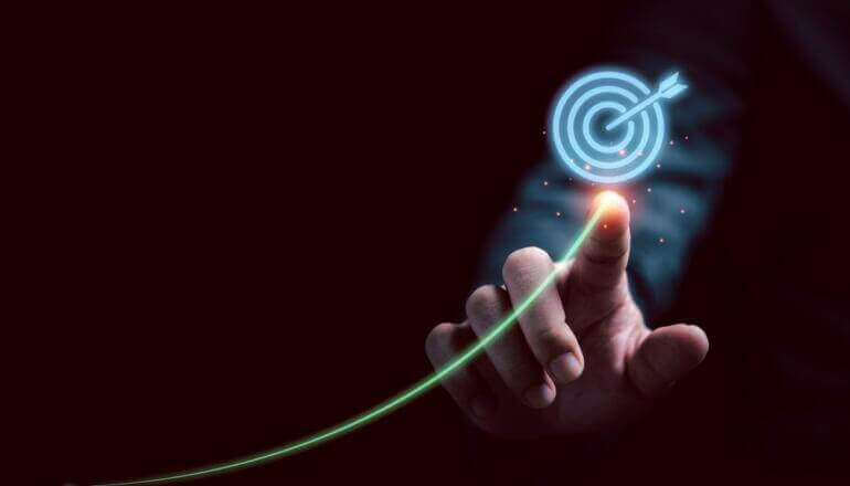 mencapai tujuan keuangan