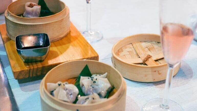 pelayanan bisnis dimsum