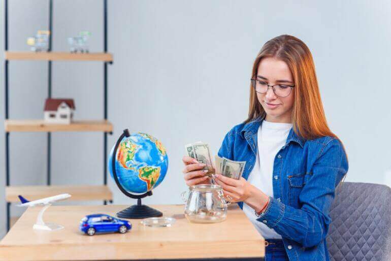 literasi keuangan bagi karyawan